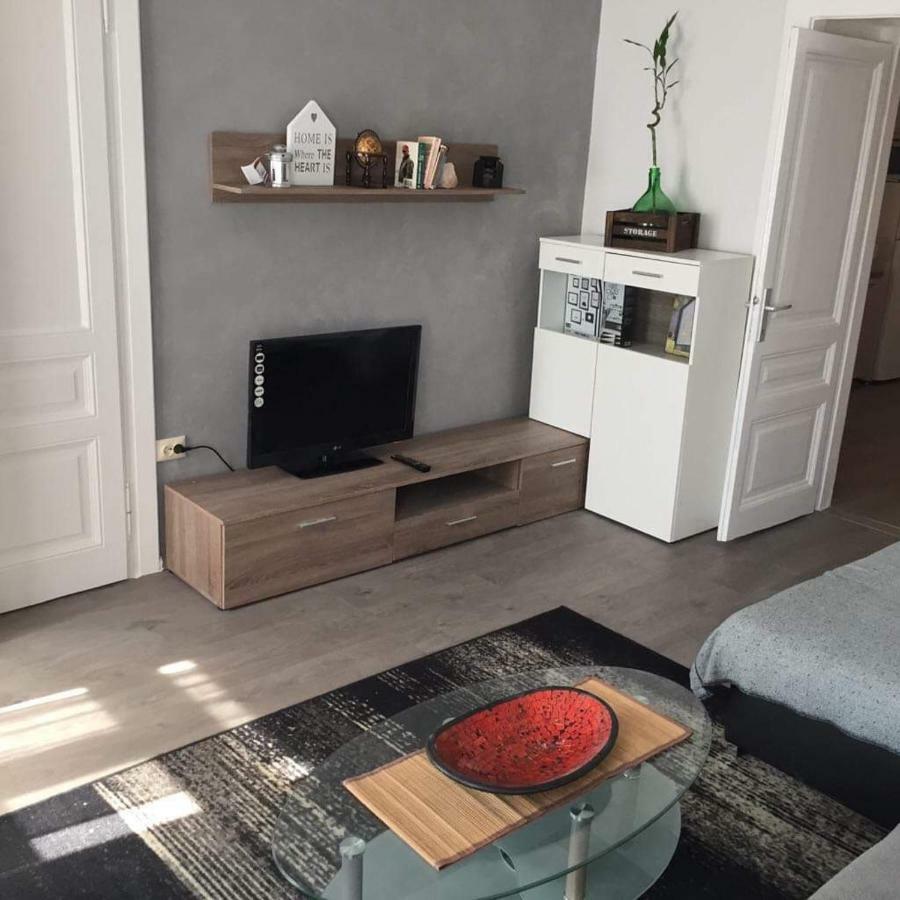 Apartment Max 4 Stars 里耶卡 外观 照片